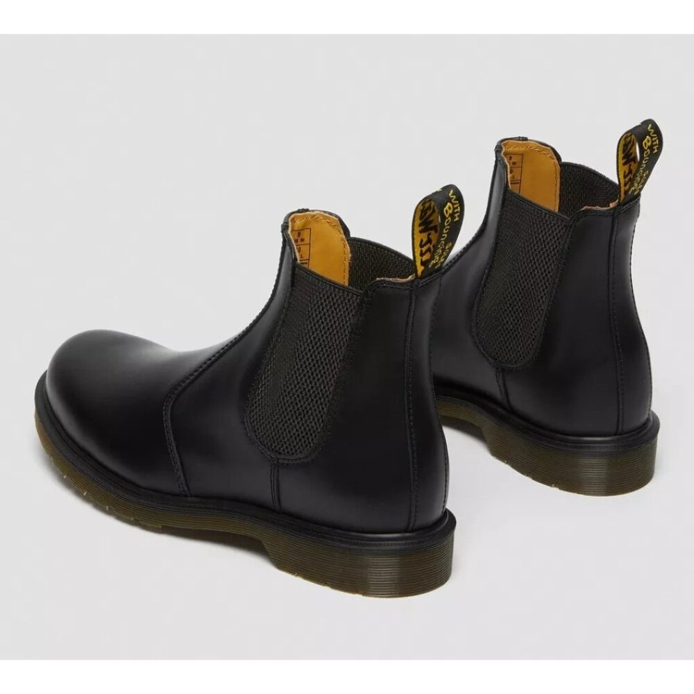 Dr. Martens 2976 Smooth Leather Chelsea Boots - US Women's Sz 5 Black 11853001 - Picture 3 of 8